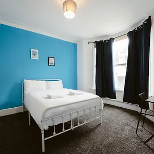 Barking Cosy Double Guest house